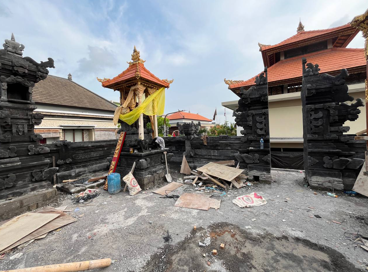 Bale Gong & Pura Penyarikan Banjar Kerthayasa - Kedonganan Image 5
